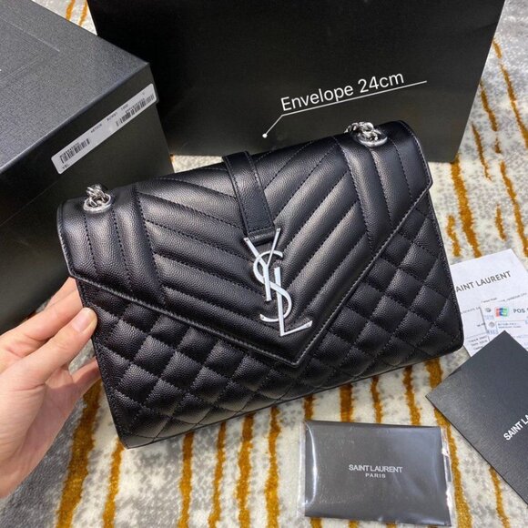 SAINT LAURENT ENVELOPE SMALL BAG IN MIX MATELASSE GRAIN DE POUDRE EMBOSSED LEAT - Picture 1 of 7